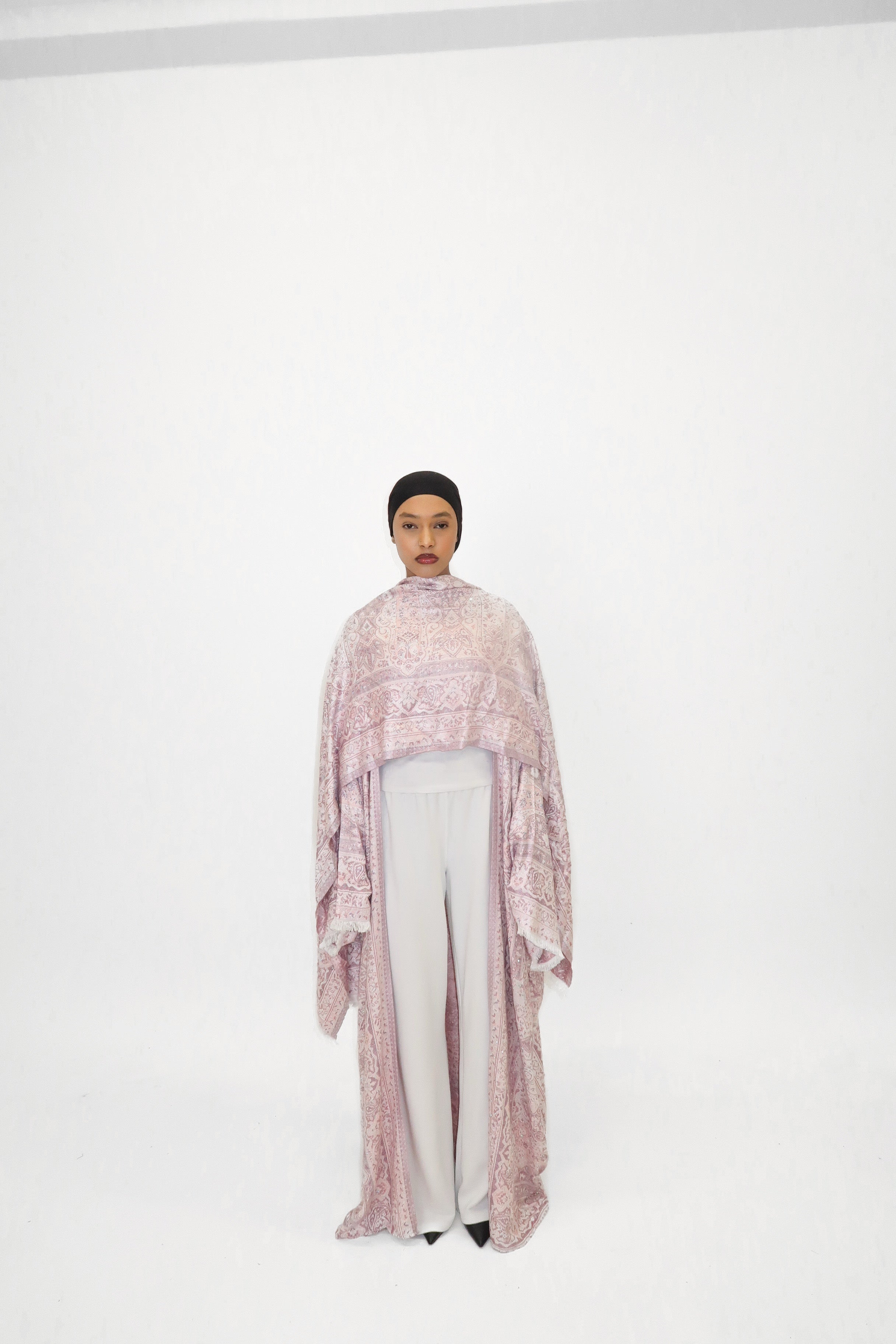 SOFT BLOOM ABAYA
