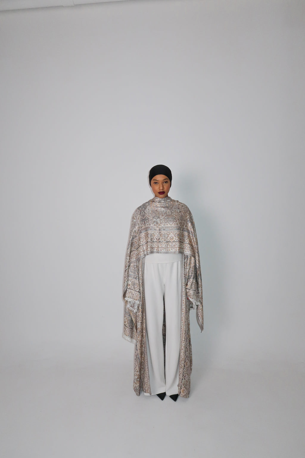 MOONLIGHT GOLD ABAYA