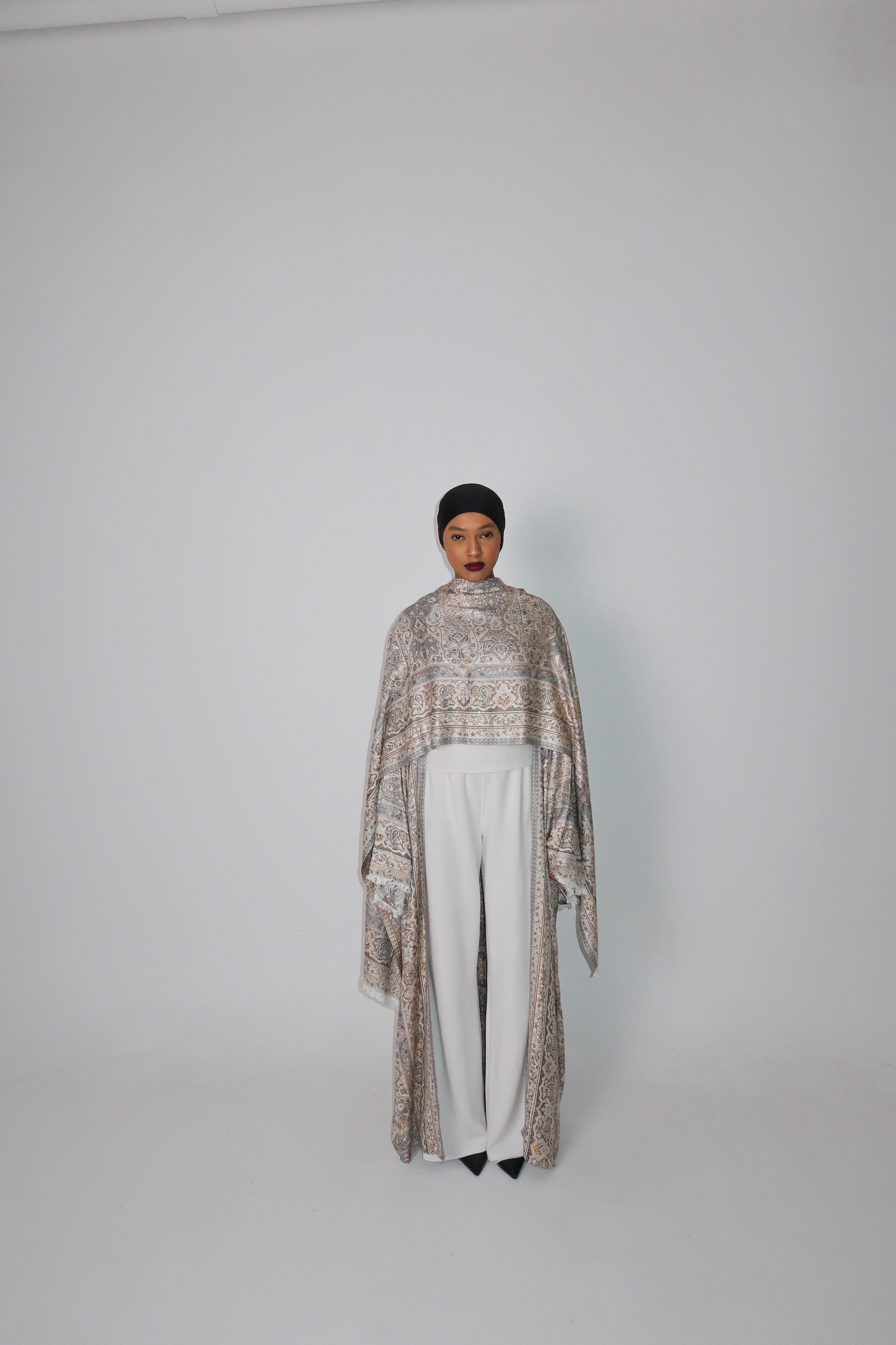 MOONLIGHT GOLD ABAYA