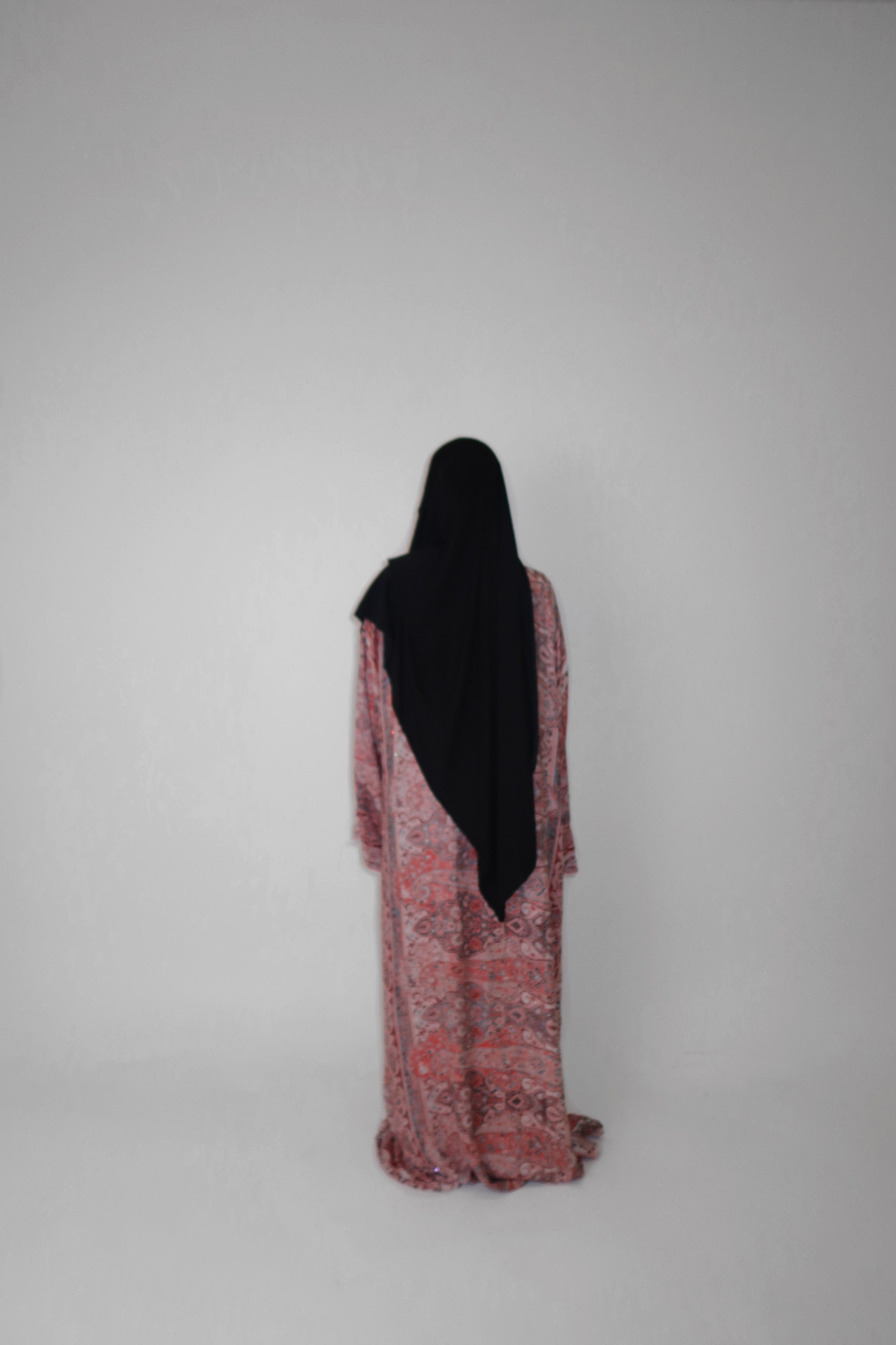TERRACOTTA ROSE ABAYA