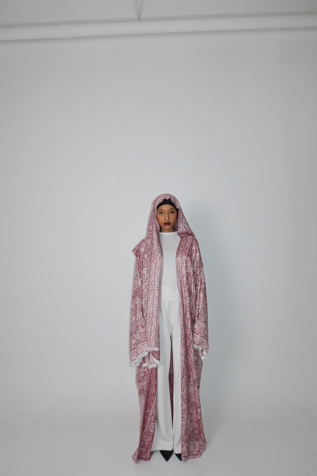 DUSTY ROSEWOOD ABAYA