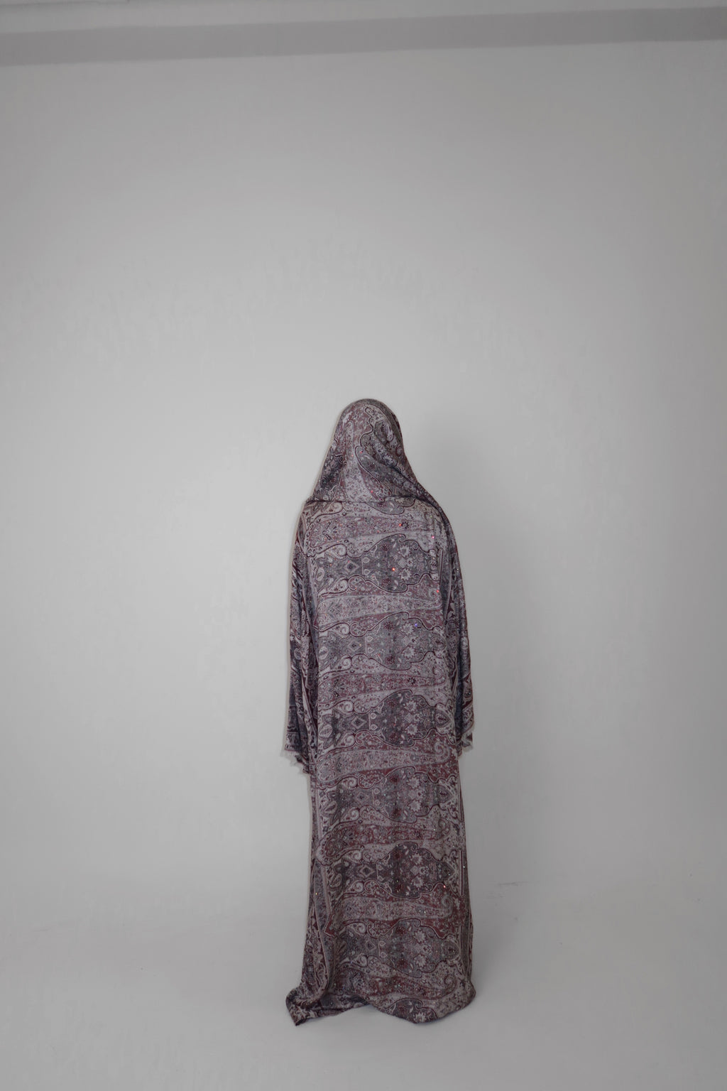 VINTAGE PLUM ABAYA