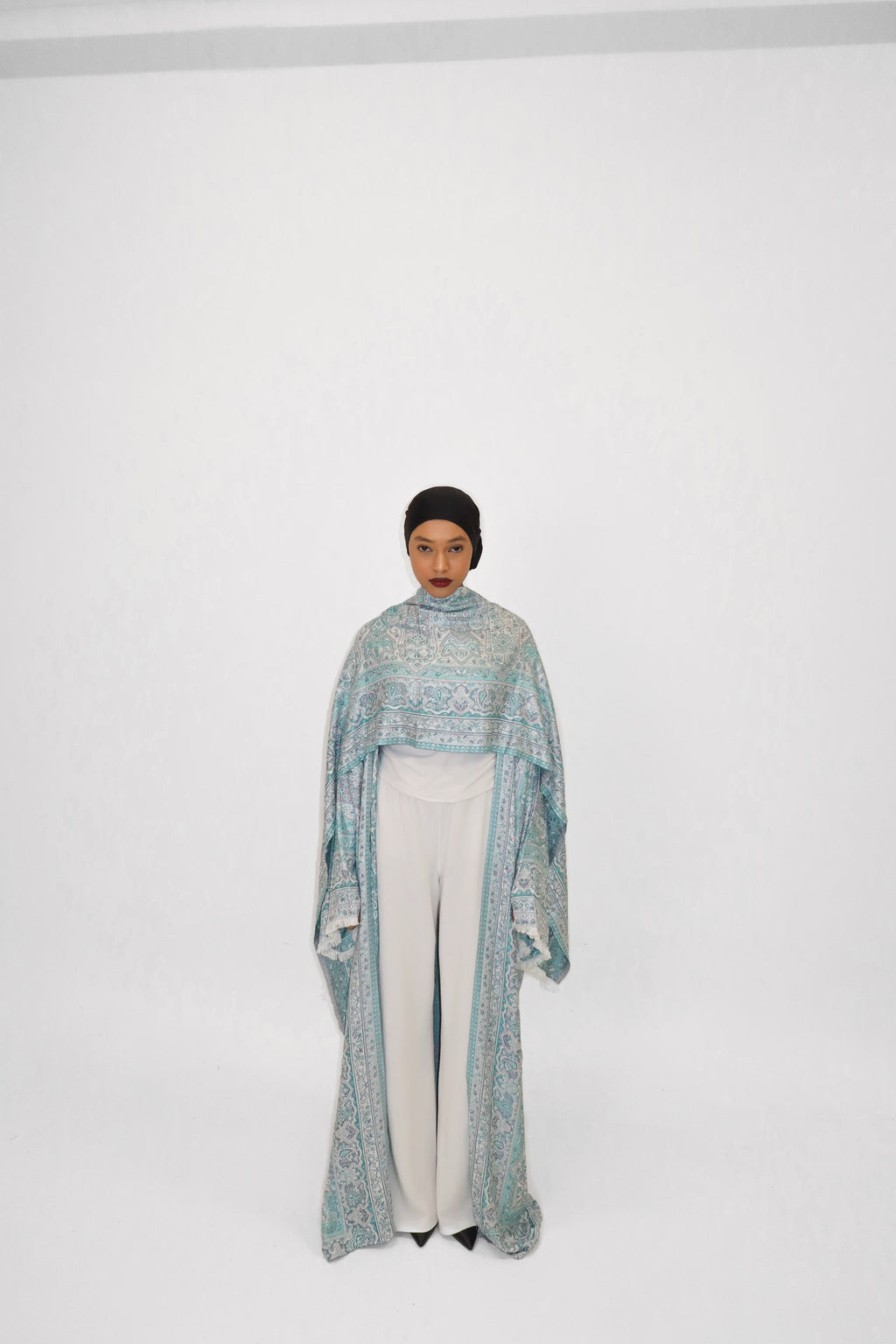 OCEAN FOAM ABAYA