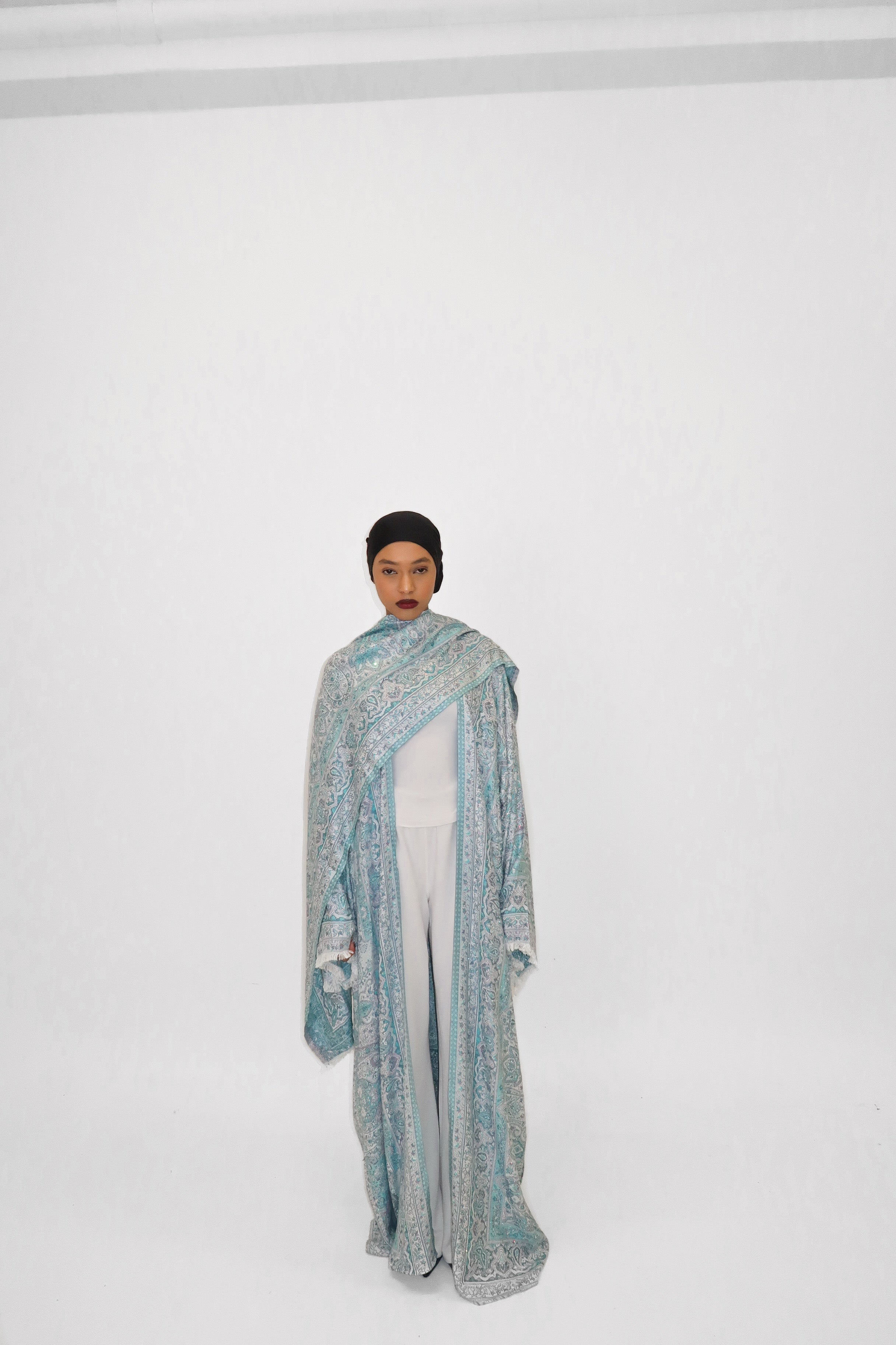 OCEAN FOAM ABAYA