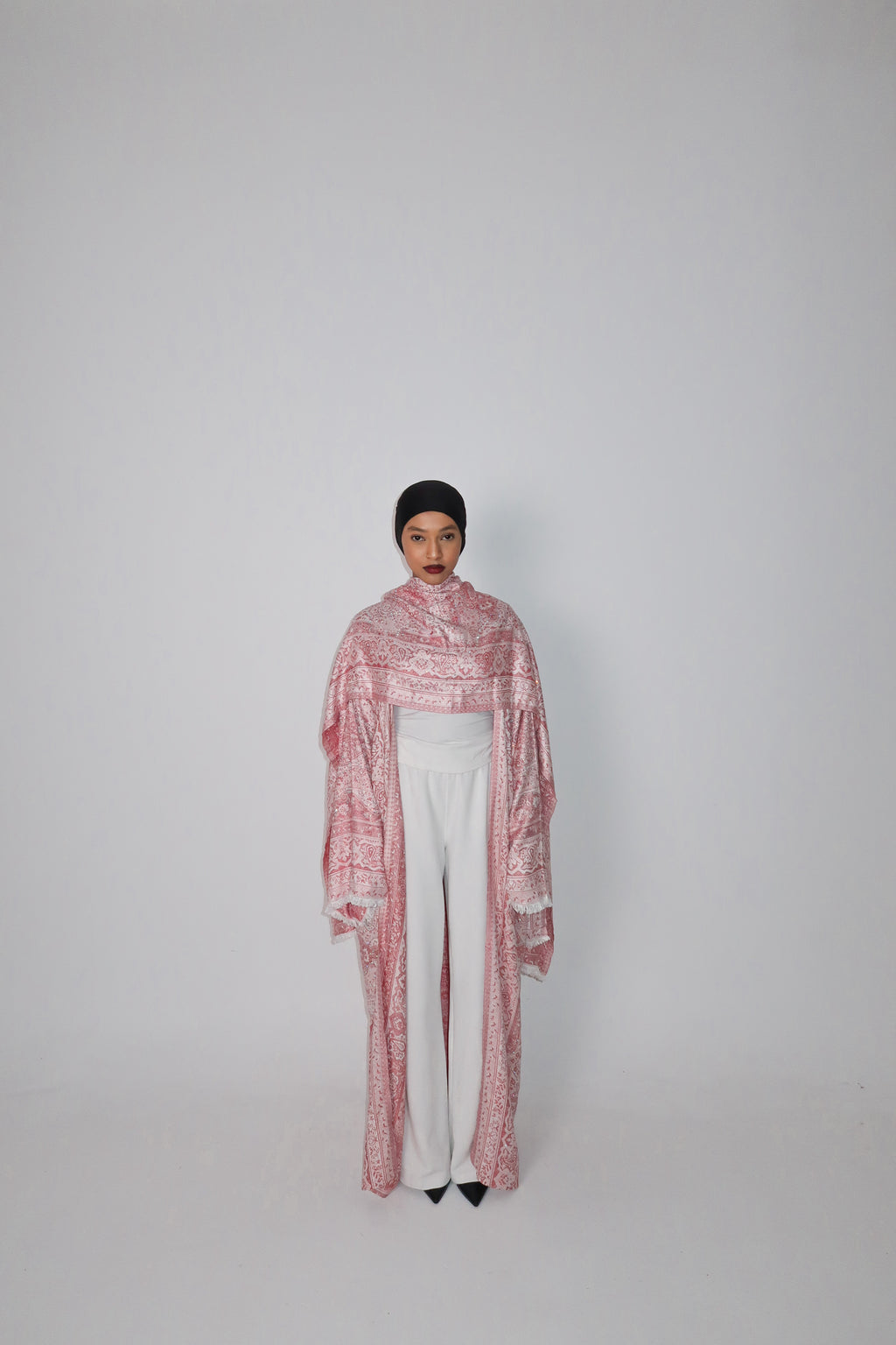 ROSE PEARL ABAYA