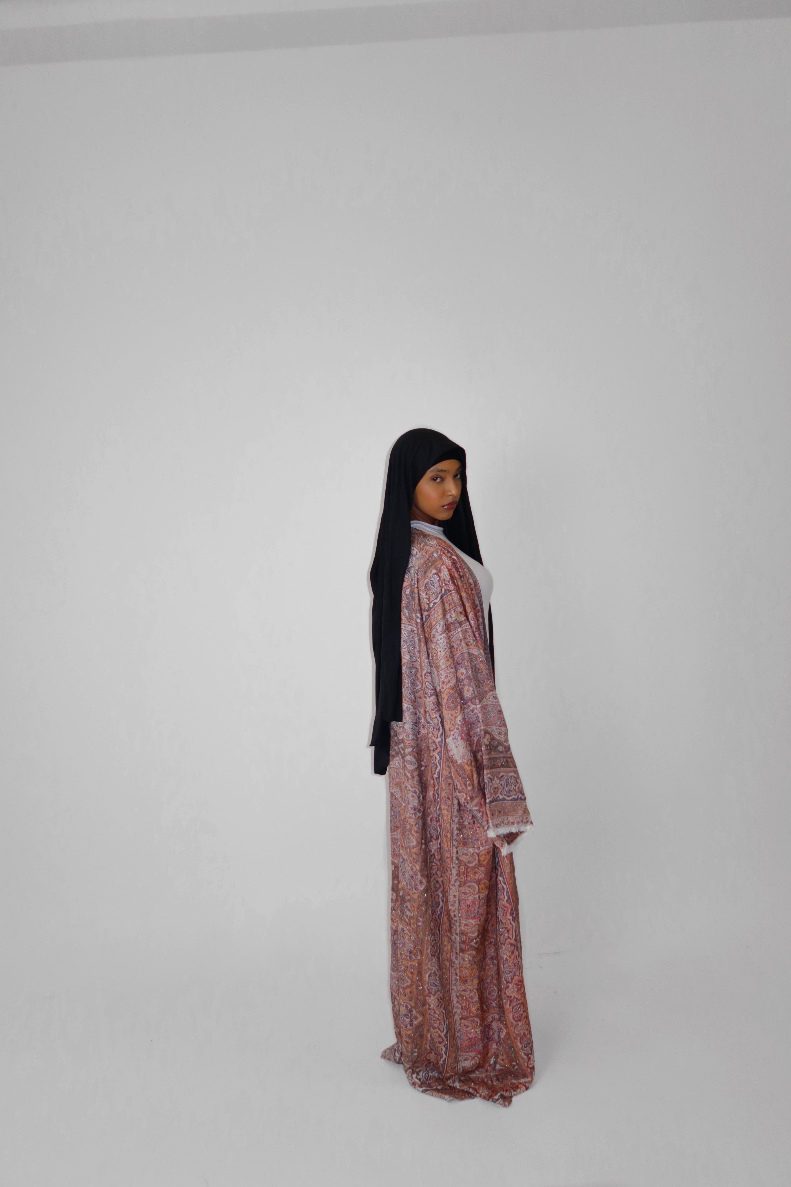 CINNAMON ROSE ABAYA