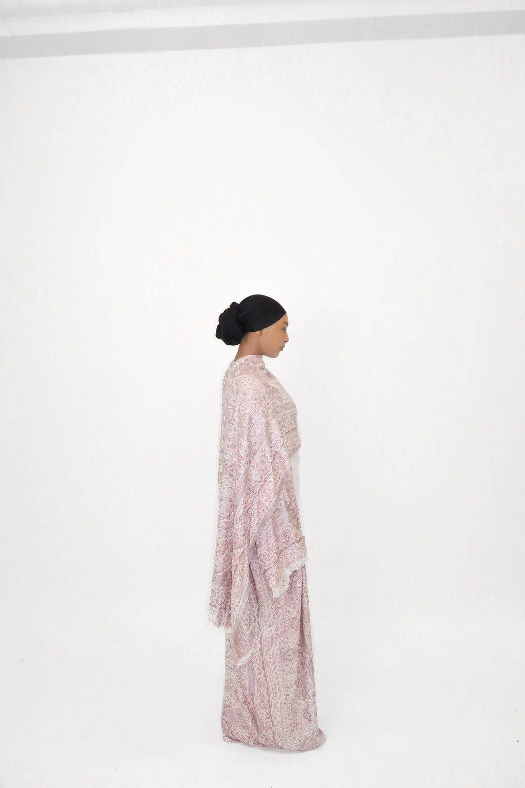 SOFT BLOOM ABAYA