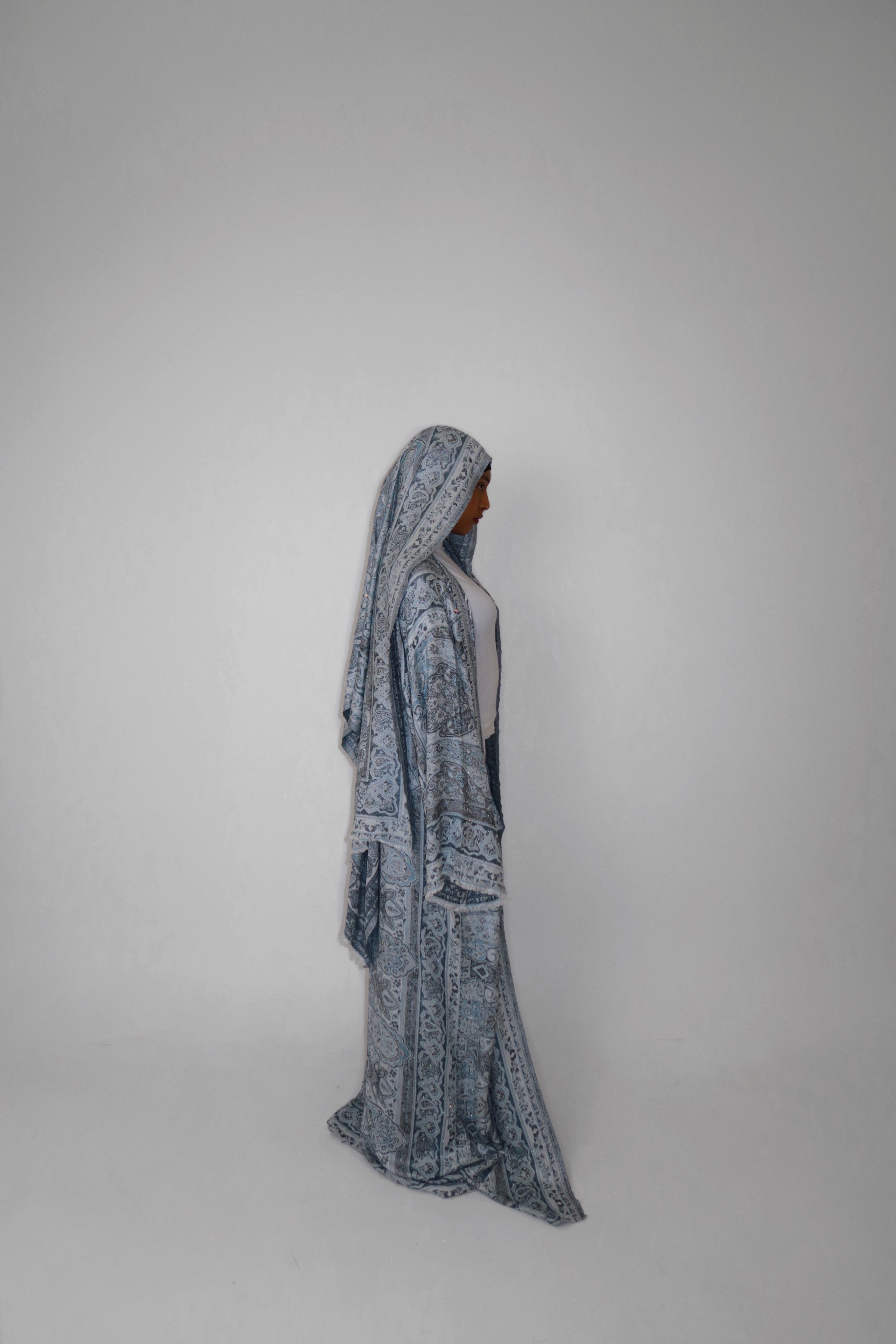 BLUE MIST ABAYA